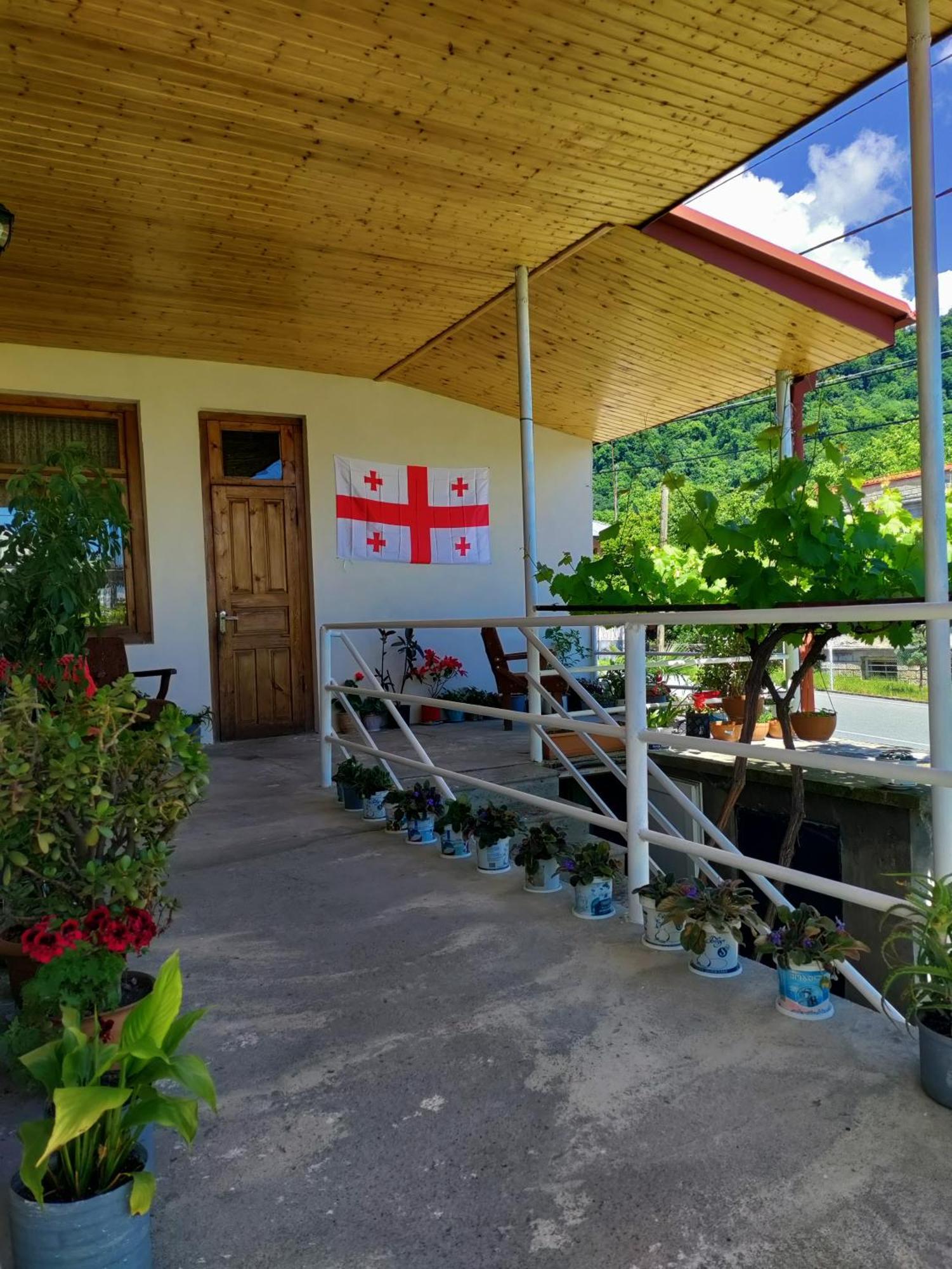 Jibghashvilebi'S House Lagodehi Exterior foto